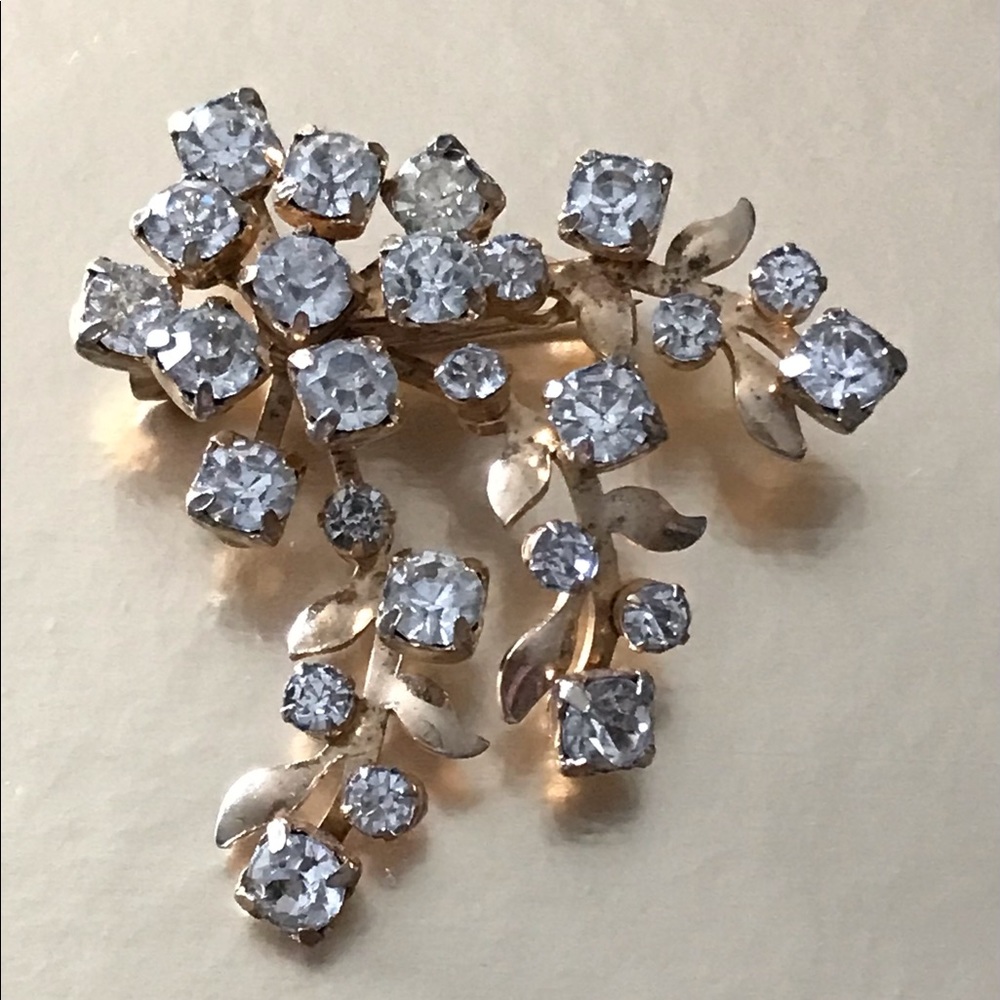 Vintage Gold Rhinestone Cluster Brooch Pin
